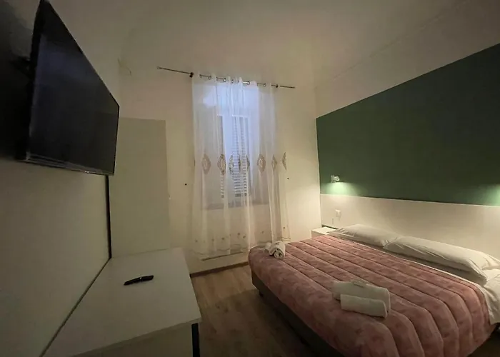 Cernaia Oda ve Kahvaltı Roma