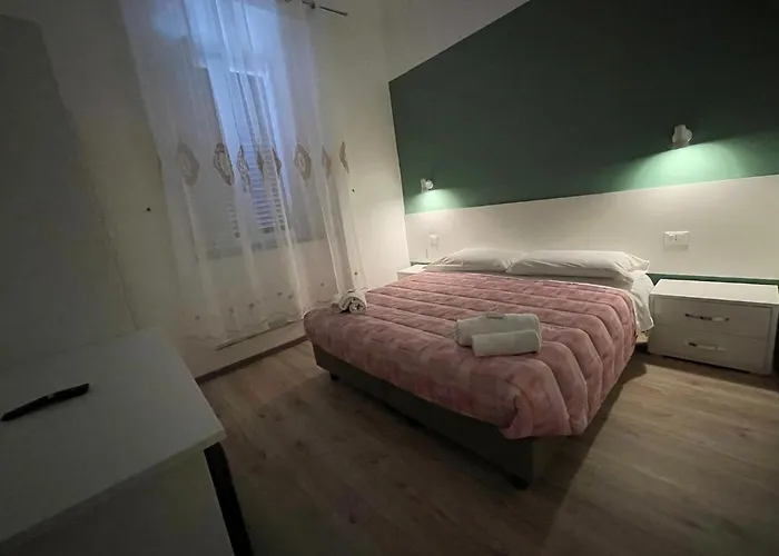 Oda ve Kahvaltı Cernaia 3*