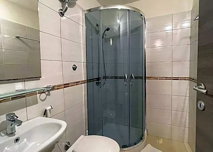 Cernaia Oda ve Kahvaltı Roma